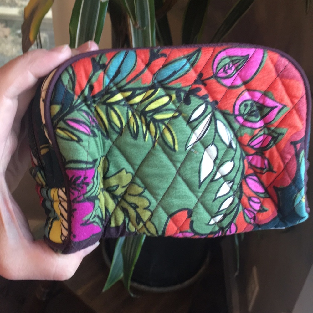 NWT Plastic Lined Vera Bradley small cosmetic bag - Picture 5 of 6